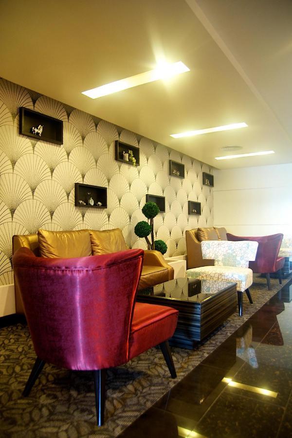 Jolly Suites&Spa Petkasem Haōhng Khēm 외부 사진