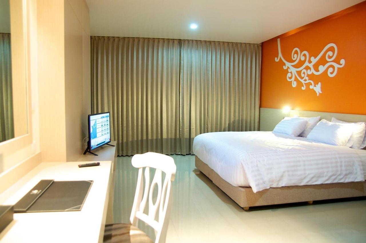 Jolly Suites&Spa Petkasem Haōhng Khēm 외부 사진